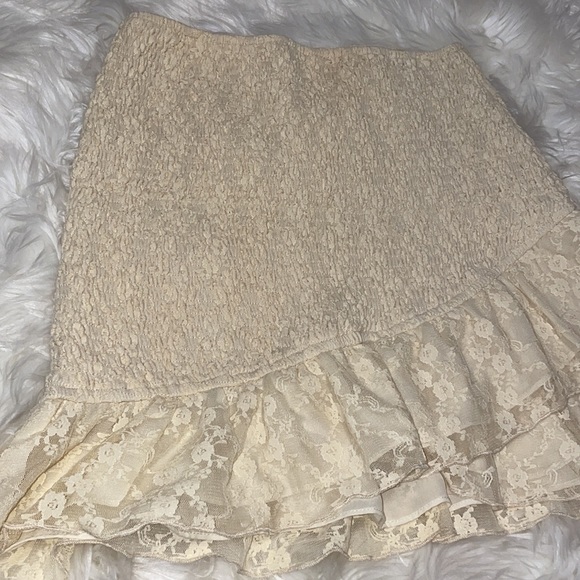 5 for $25🎈Francesca’s collections Lelis skirt - Picture 4 of 6